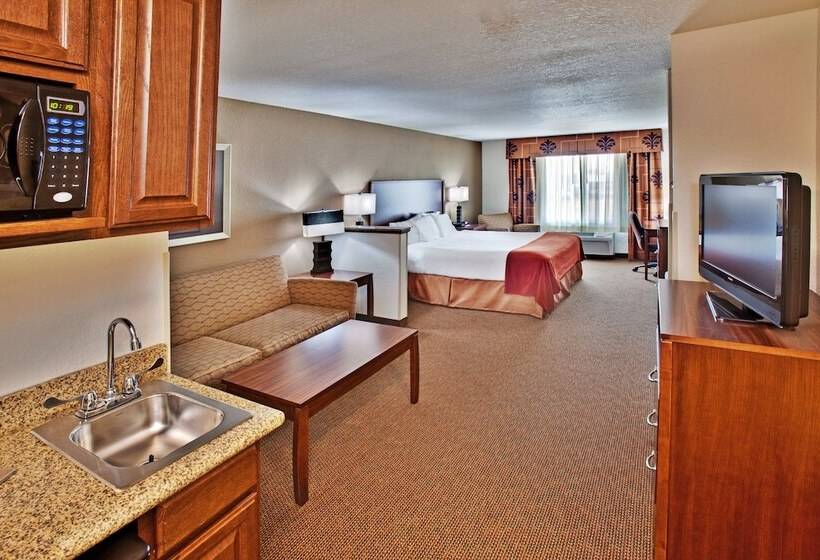 Люкс, Holiday Inn Express Hotel & Suites Dubuque West, An Ihg