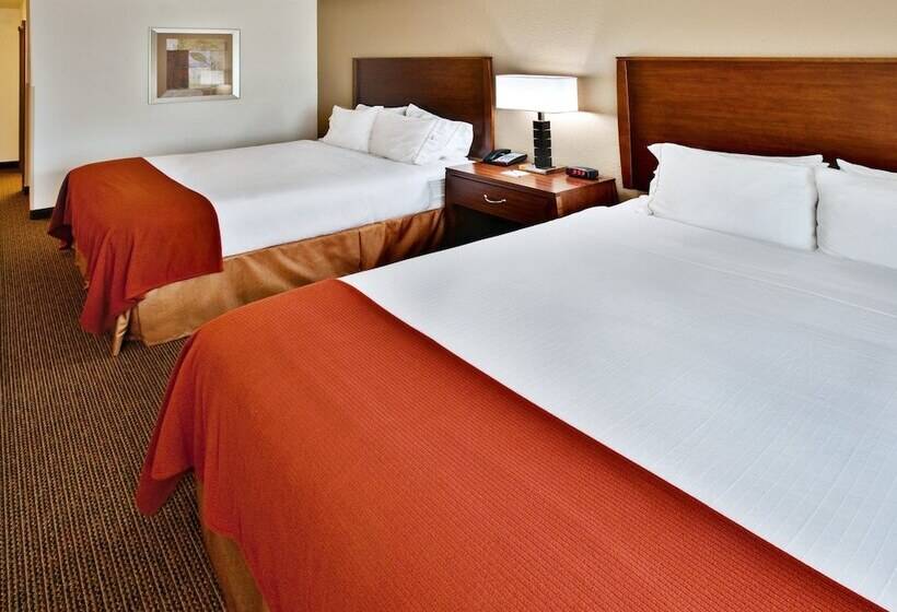Люкс, Holiday Inn Express Hotel & Suites   Dubuque West, An Ihg
