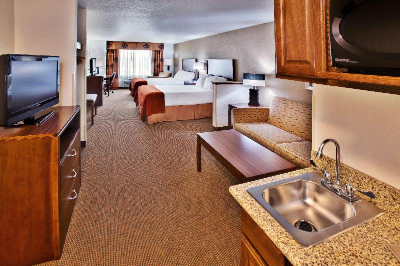 Люкс, Holiday Inn Express Hotel & Suites Dubuque West, An Ihg