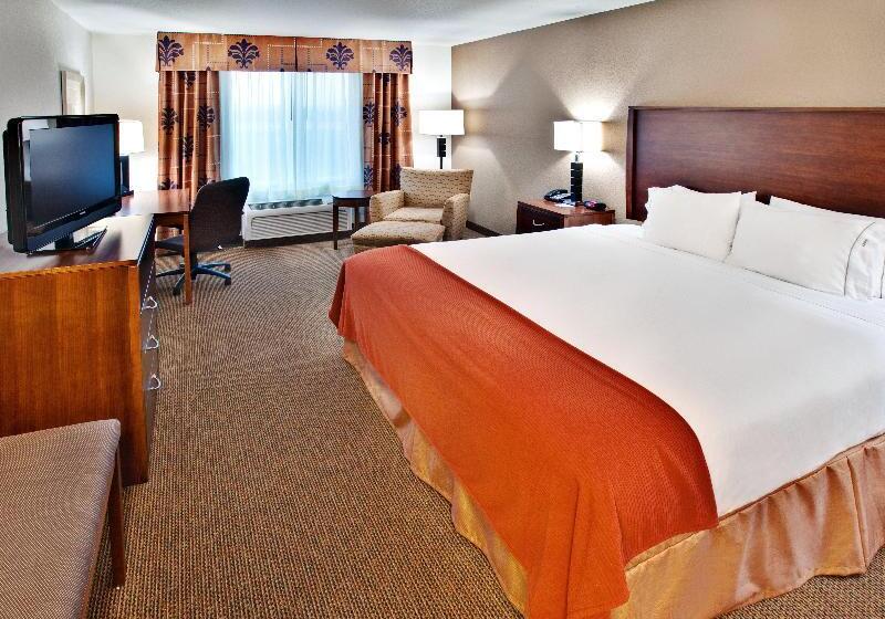 Номер Стандарт, Holiday Inn Express Hotel & Suites   Dubuque West, An Ihg