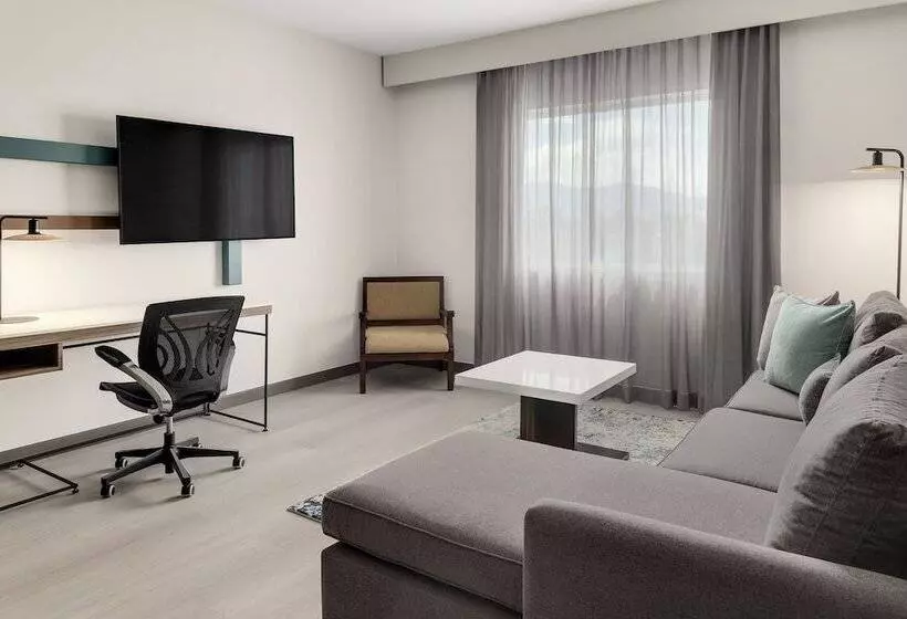 سوییت, Courtyard By Marriott San Jose Airport Alajuela
