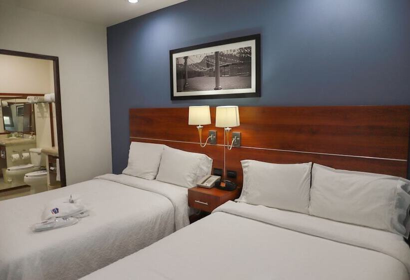 غرفه قياسيه سريرين مزدوجين, Hampton Inn By Hilton San Juan Del Rio