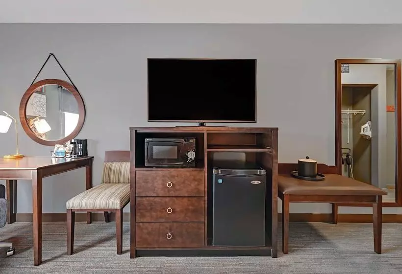 身障者適用スタンダードルーム, Hampton Inn Farmington