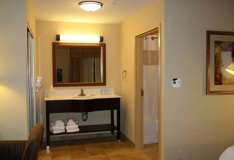 スタンダードスタジオ, Hampton Inn & Suites Brookings