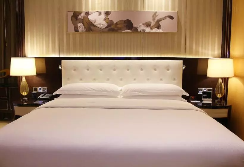 デラックススイート, Hilton Zhengzhou