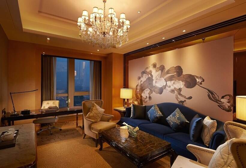 디럭스 스위트, Hilton Zhengzhou
