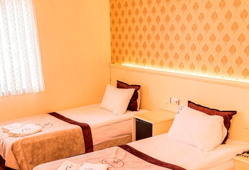 Quarto Economy, Nazar
