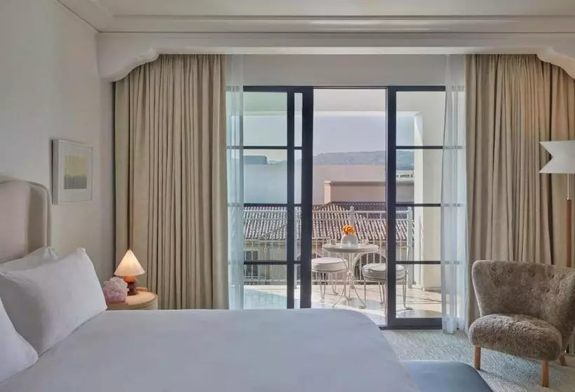 テラス付きスタンダードルーム, The Maybourne Beverly Hills, Maybourne Hotel Collection