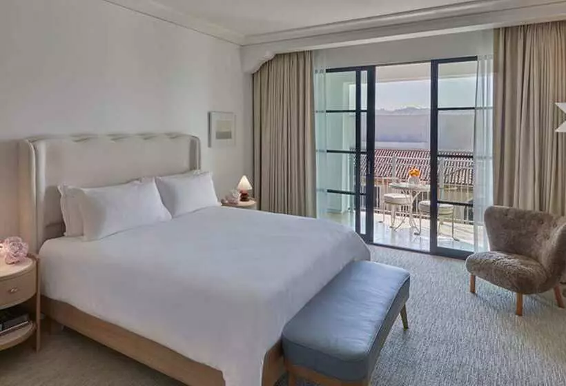 テラス付きスタンダードルーム, The Maybourne Beverly Hills, Maybourne Hotel Collection