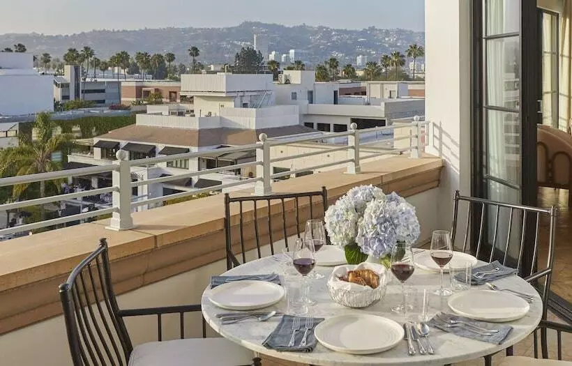 テラス付スイート, The Maybourne Beverly Hills, Maybourne Hotel Collection