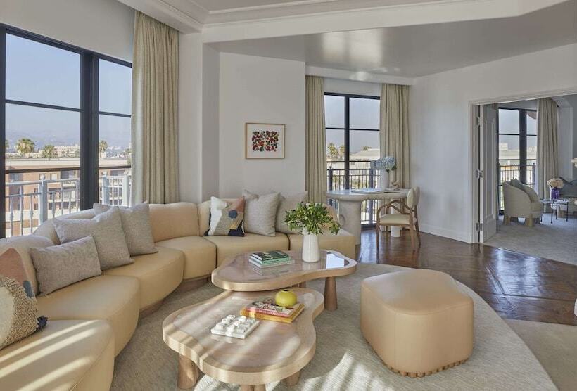 Люкс с Террасой, The Maybourne Beverly Hills, Maybourne Hotel Collection