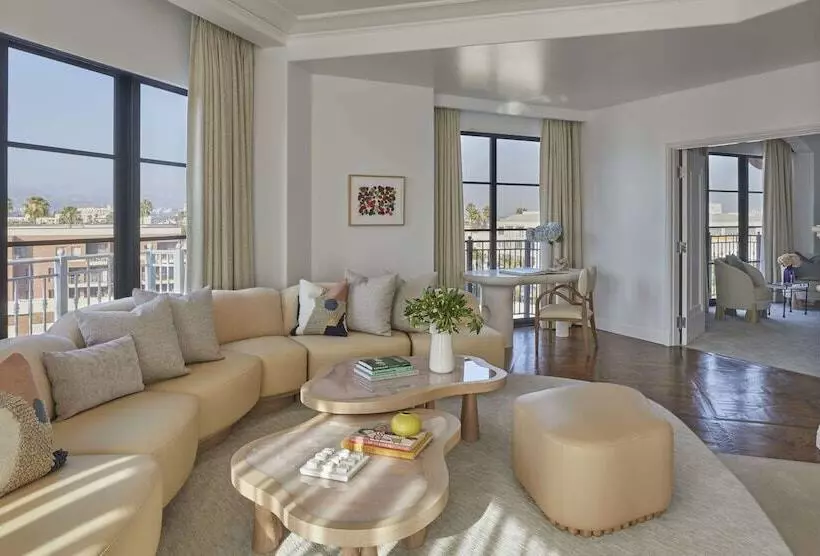 テラス付スイート, The Maybourne Beverly Hills, Maybourne Hotel Collection