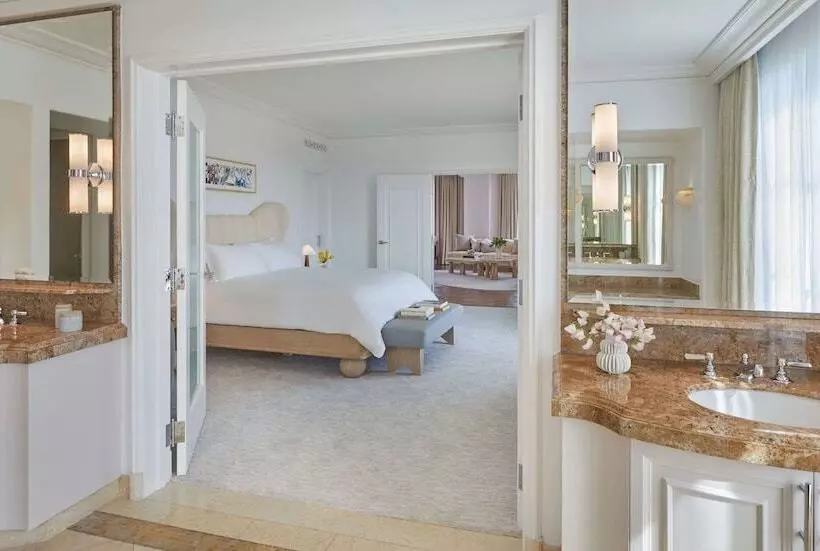 テラス付スイート, The Maybourne Beverly Hills, Maybourne Hotel Collection