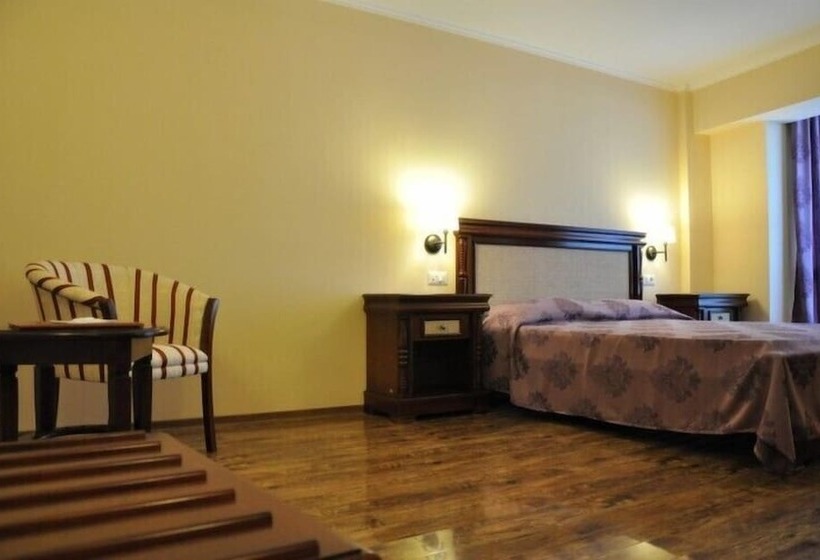 Номер Стандарт, Vigo Grand