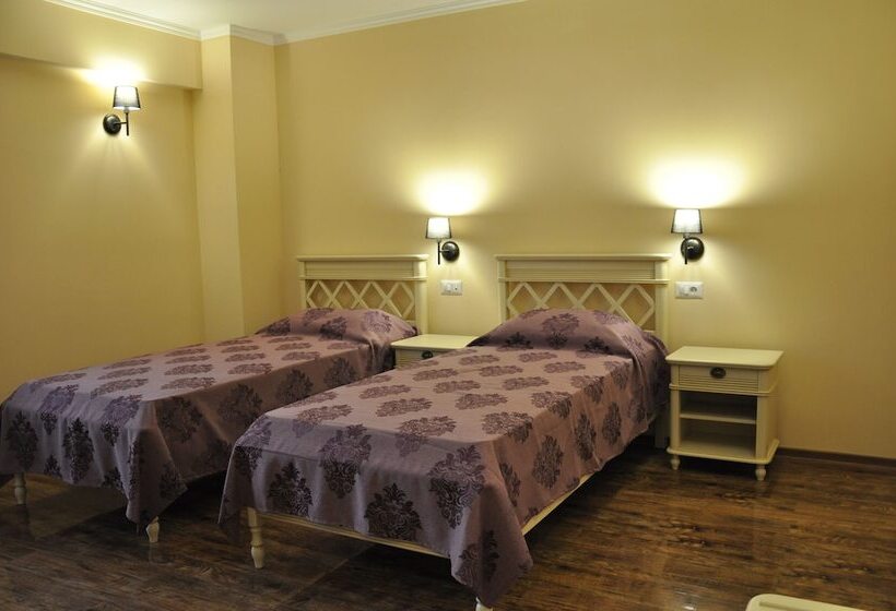 Номер Стандарт, Vigo Grand