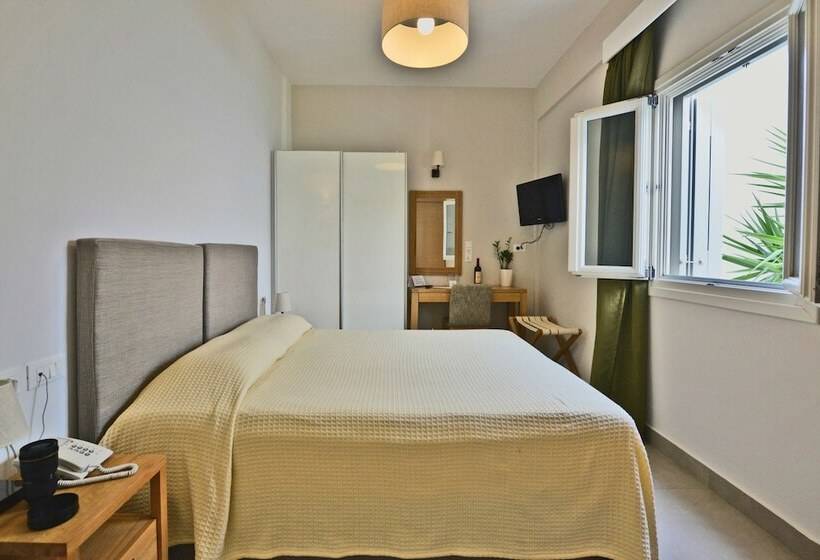 エコノミールーム, Xenia