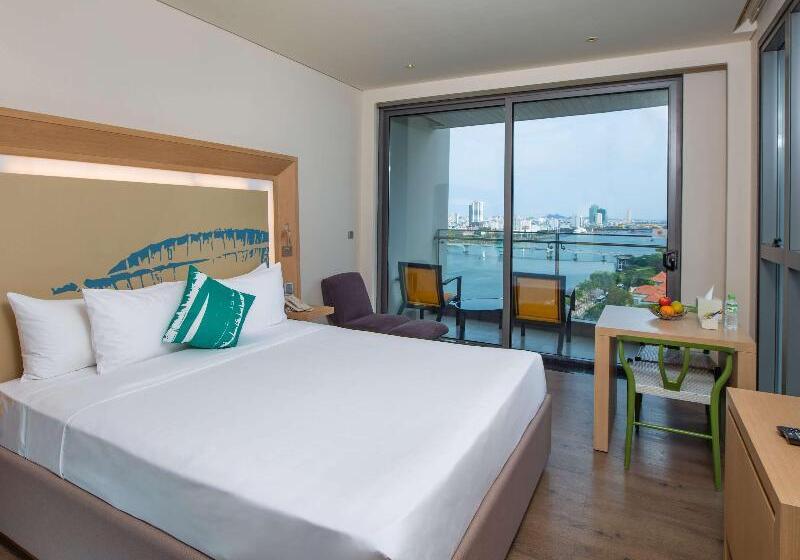 استودیوی استاندارد, Novotel Danang Premier Han River