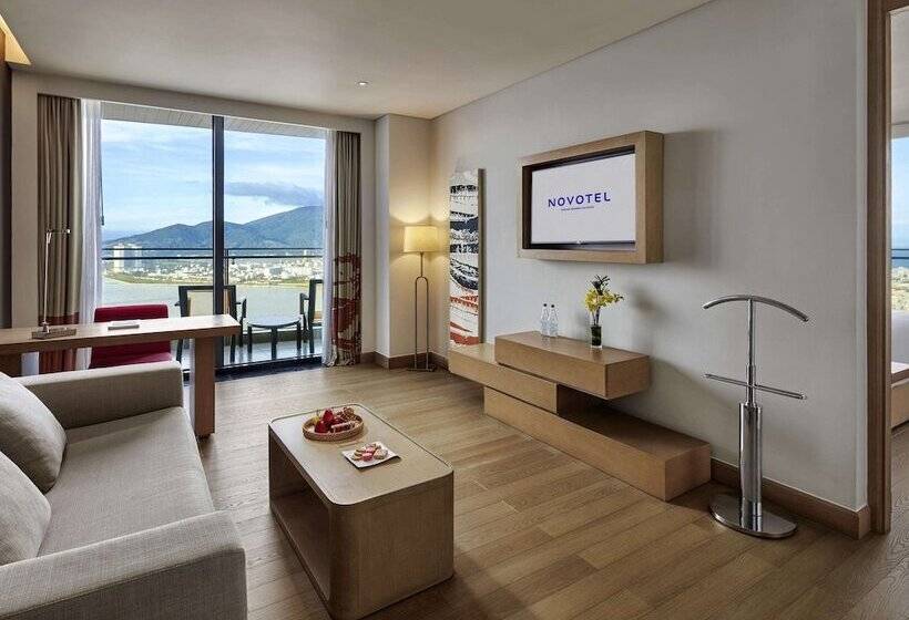 سوئیت پریمیوم, Novotel Danang Premier Han River