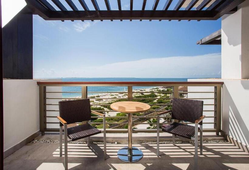 سوئیت جونیور با تخت بزرگ, Secrets Playa Mujeres Golf & Spa Resort   All Inclusive Adults Only