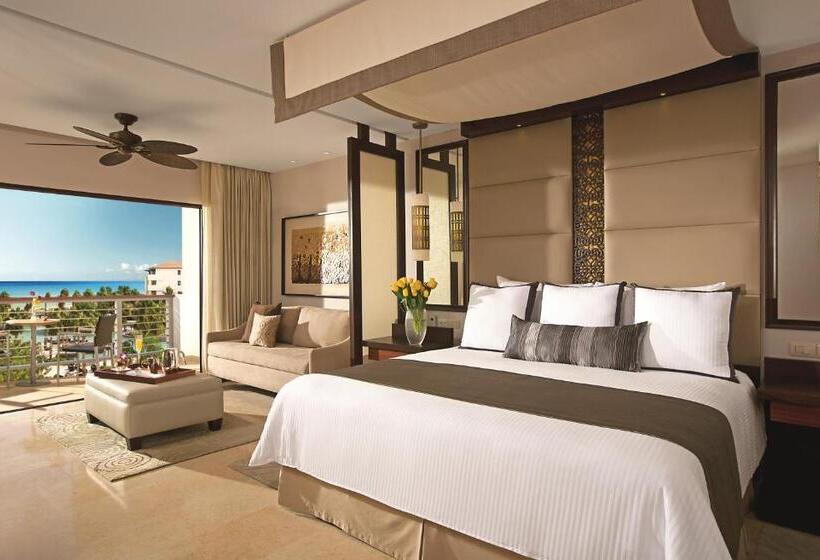 سوئیت جونیور با تخت بزرگ, Secrets Playa Mujeres Golf & Spa Resort   All Inclusive Adults Only