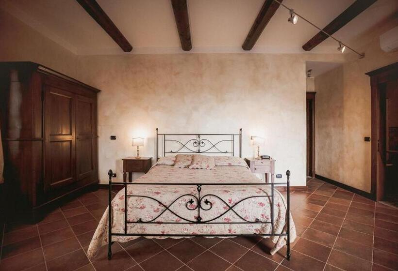 小型套房带阳台, Agriturismo Tenuta La Romana