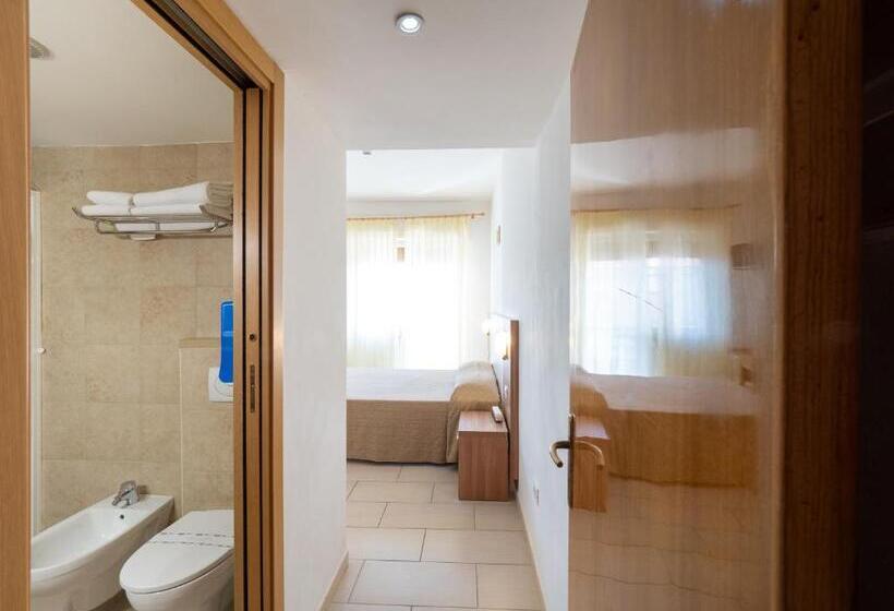 חדר דלוקס עם מרפסת, Blurelda