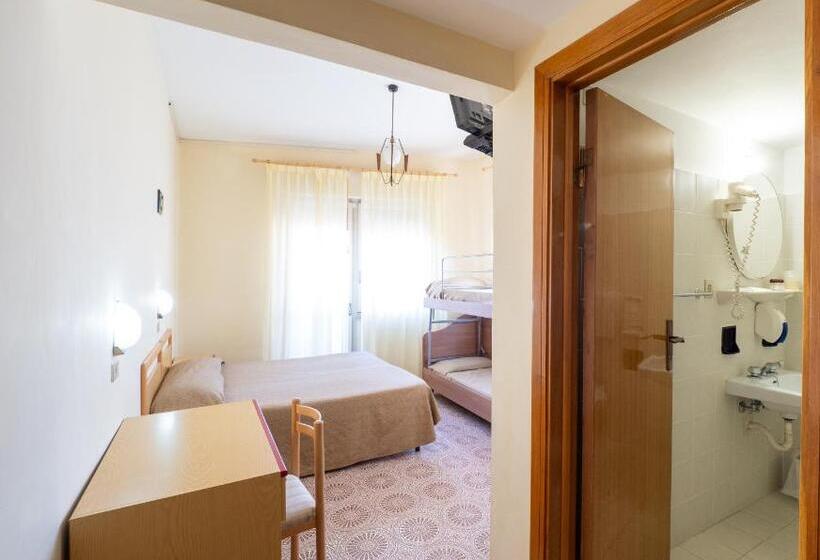 חדר סטנדרט לארבעה, Blurelda