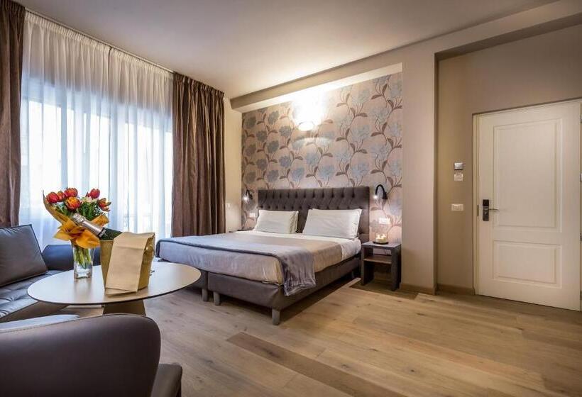 اتاق لوکس با وان آب گرم, Florence Old Bridge B&b
