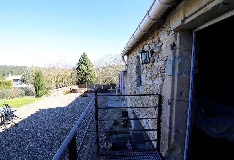 ロマンチックな部屋, Domaine De Marseillens
