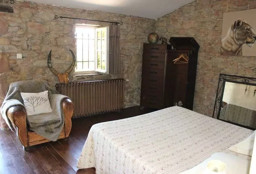 ロマンチックな部屋, Domaine De Marseillens