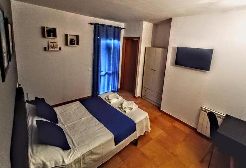 标准间, Hostal Turbon
