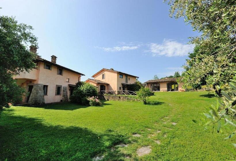 اتاق دوبلکس, Agriturismo La Torriola