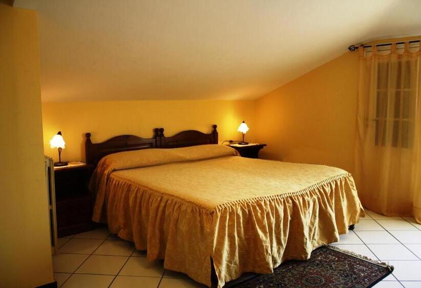 Апартаменты 2 Спальни с Террасой, Ai Tre Parchi Bed And Bike