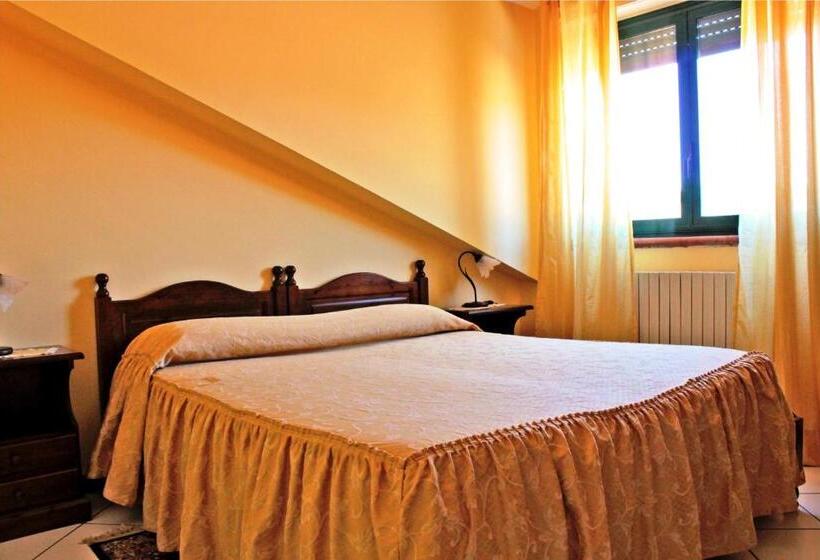 テラスつきの２ベッドルームアパートメント, Ai Tre Parchi Bed And Bike