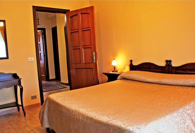 スタンダードルーム, Ai Tre Parchi Bed And Bike