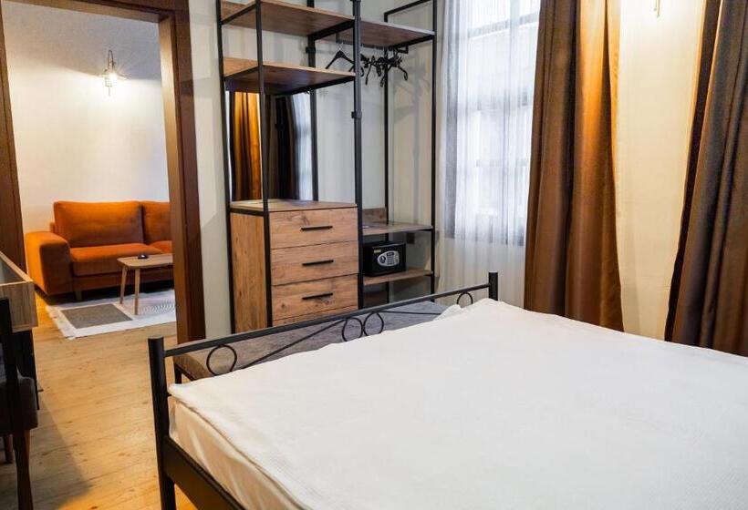 اتاق استاندارد با تخت بزرگ, Blue Sea Garden