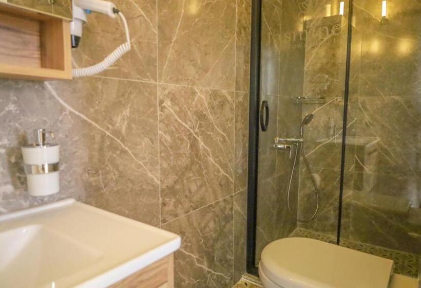 اتاق استاندارد با تخت بزرگ, Blue Sea Garden