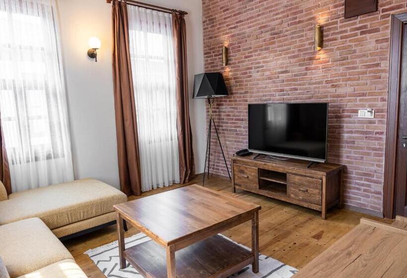 اتاق استاندارد با تخت بزرگ, Blue Sea Garden