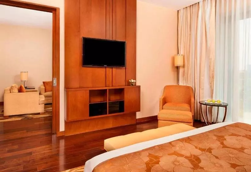 デラックススイート, Courtyard By Marriott Kochi Airport
