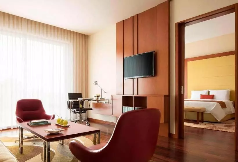 デラックススイート, Courtyard By Marriott Kochi Airport