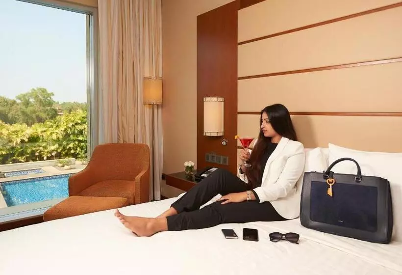 デラックスルーム, Courtyard By Marriott Kochi Airport