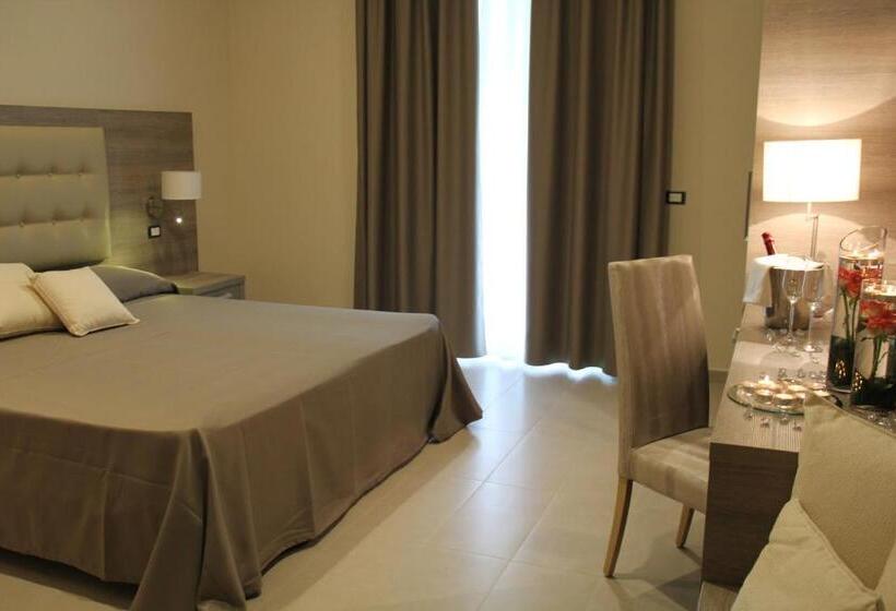 חדר סופריור, Delle Canne