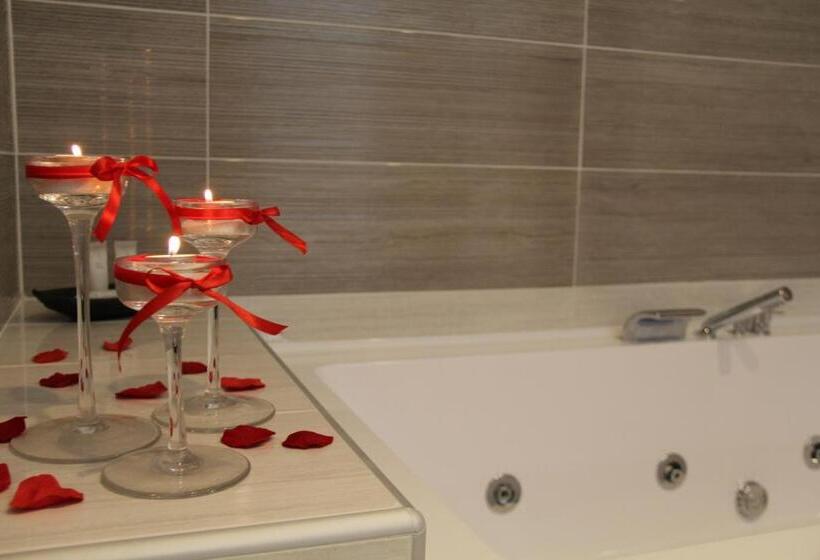 סוויטת ג'וניור נוף לים, Delle Canne