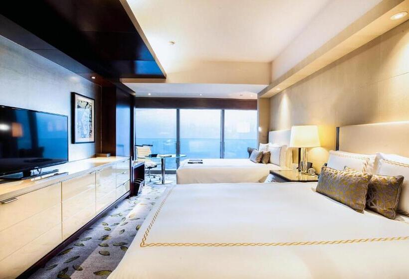 Deluxe room with river view, Fairmont Nanjing