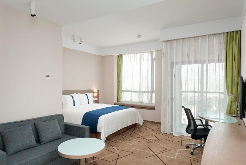 חדר סטנדרט עם מיטת קינג, Holiday Inn Express Chengdu West Gate By Ihg