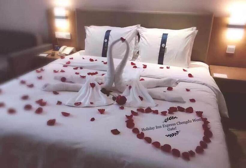 חדר סטנדרט עם מיטת קינג, Holiday Inn Express Chengdu West Gate By Ihg