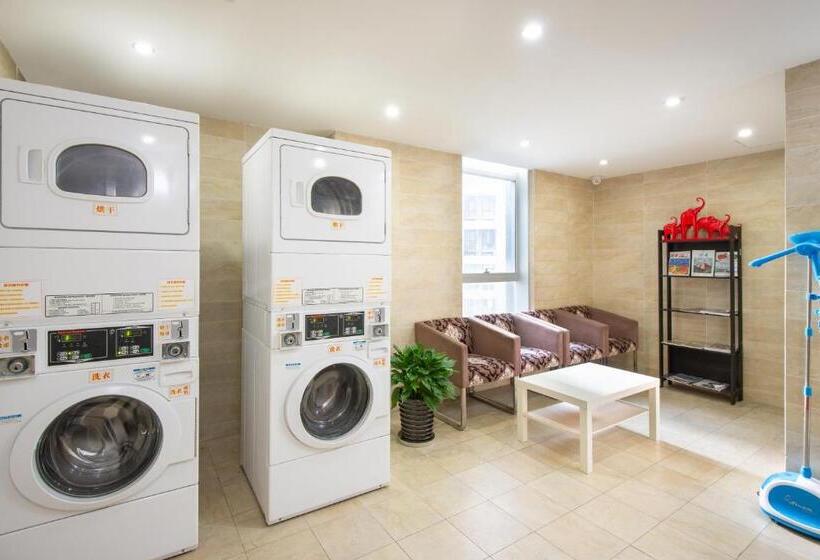 חדר סופריור עם מיטת קינג, Holiday Inn Express Chengdu West Gate By Ihg