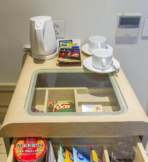 Premium room with river view, Liberty Central Saigon Riverside