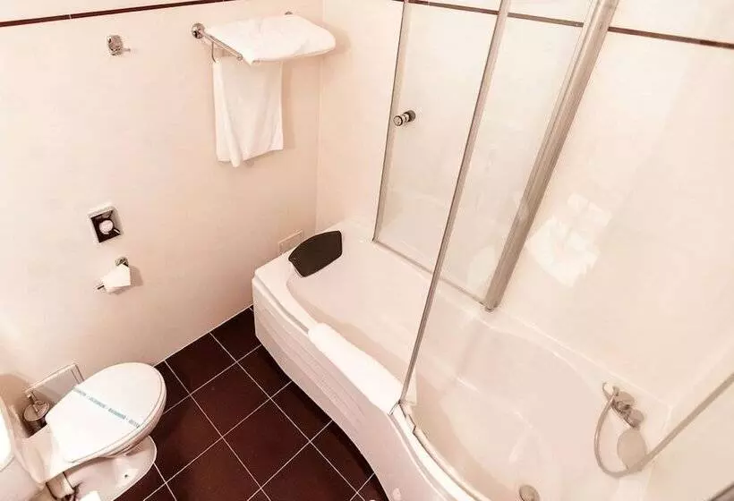 سوییت خانوادگی, Best Western Plus Lido