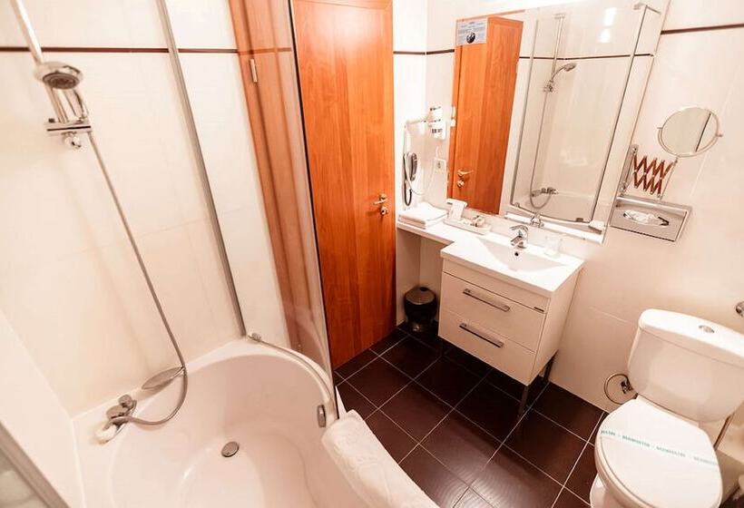 סוויטה משפחתית, Best Western Plus Lido